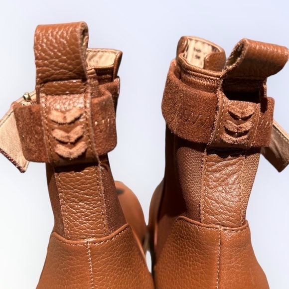 🌻NEW Jack Rogers Easton Brown Water Resistant Leather Buckle Leather Boots 9.5 - Picture 5 of 13